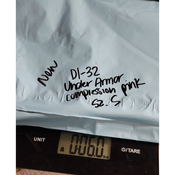 Under Armor‎ Womens Compression Leggings Size Small Pink Bright Athleisure Yoga - Picture 12 of 12